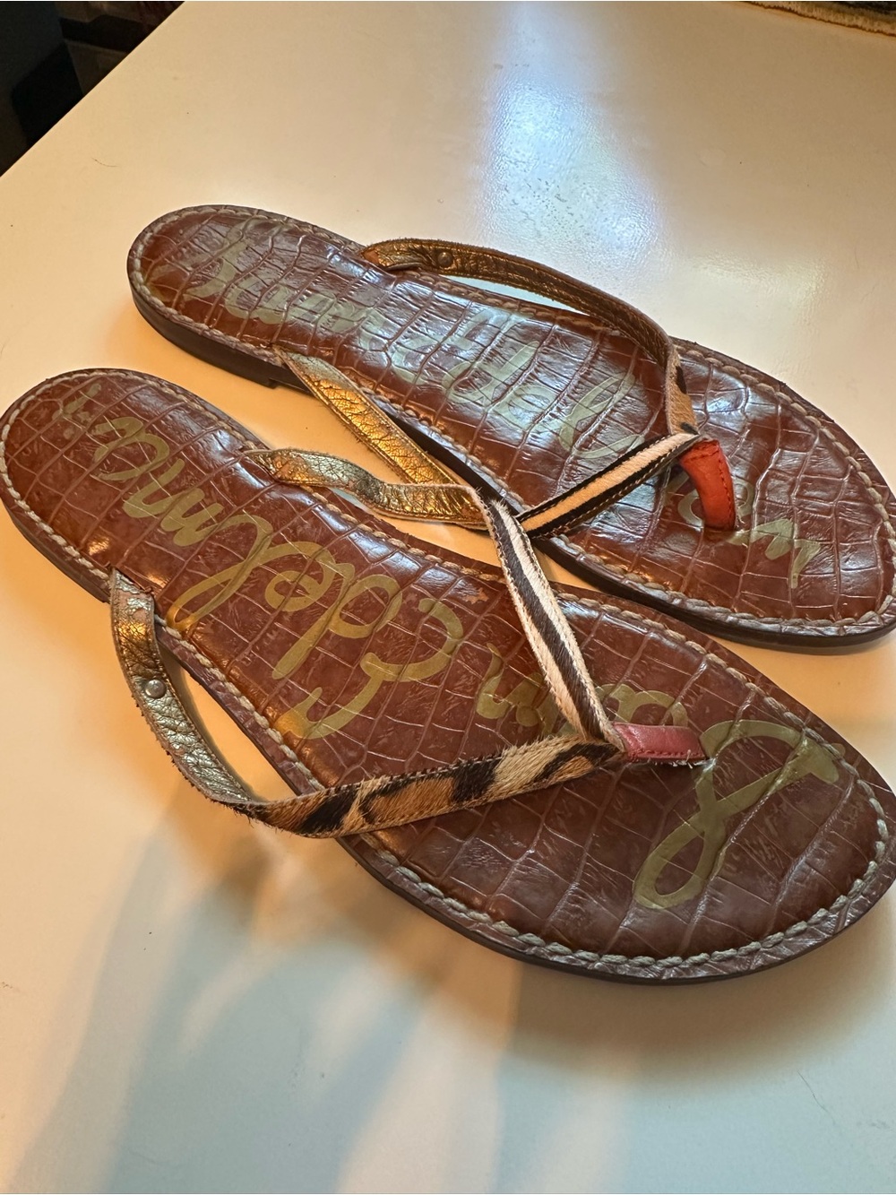 Sam Edelman Gracie Brown Croc-Embossed Leather Flip Flops- Leopard Stripes